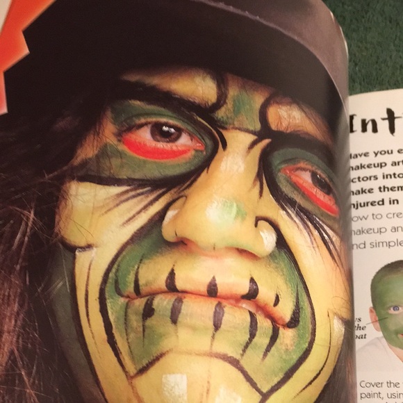 Kingfisher “FX Faces” oversized paperback book - Picture 4 of 4